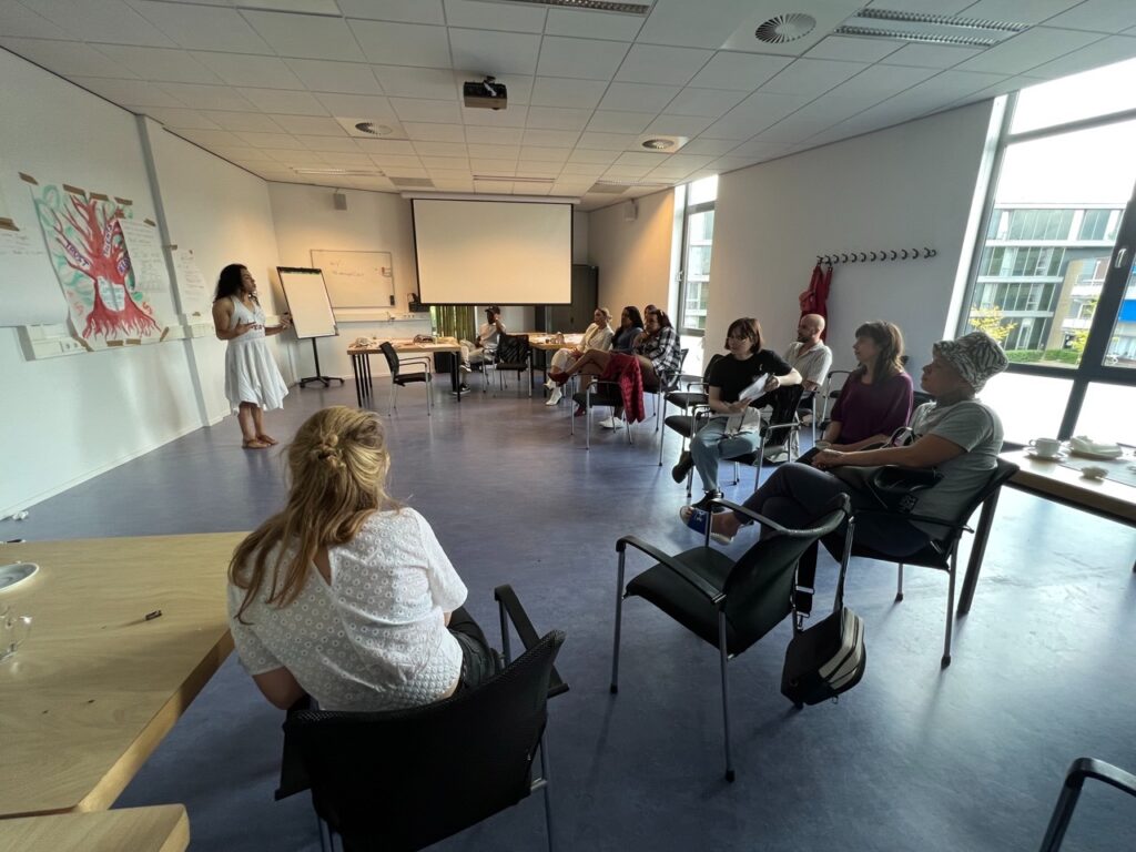 PAR with LGBTq+ sex workers new to the Netherlands